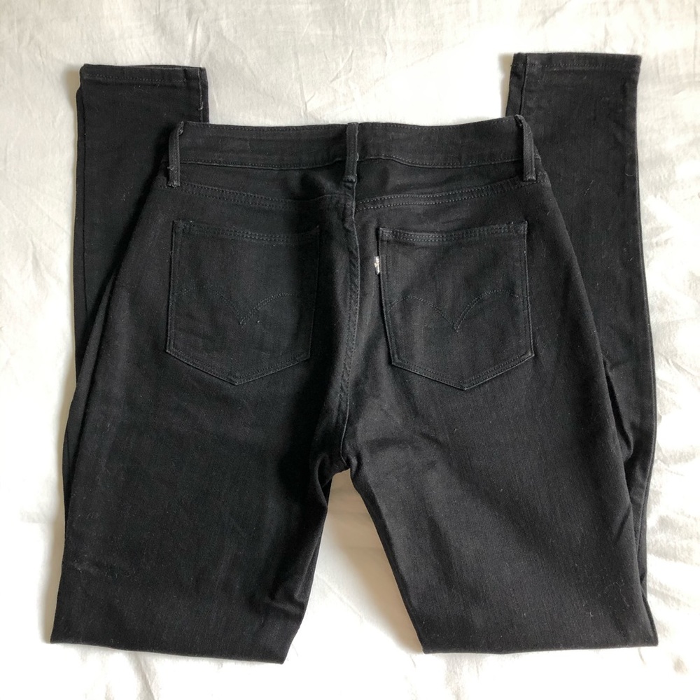 Levi’s High Rise Black Skinny Jeans “Leggings” - Picture 2 of 5